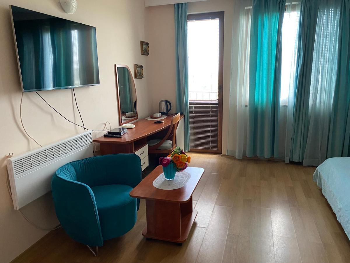 Guest House Golden Flake 4Km From Bolata Beach Bŭlgarevo Exterior foto